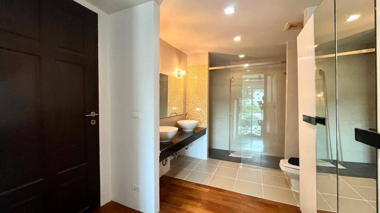 637 Two Brs2baths 1 Km Walking To