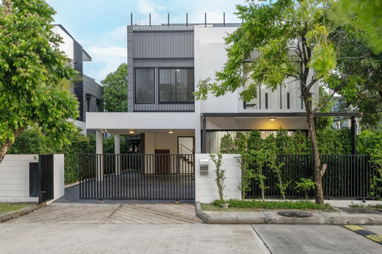 Modern With Pool Close To The - Lp #97 Villa