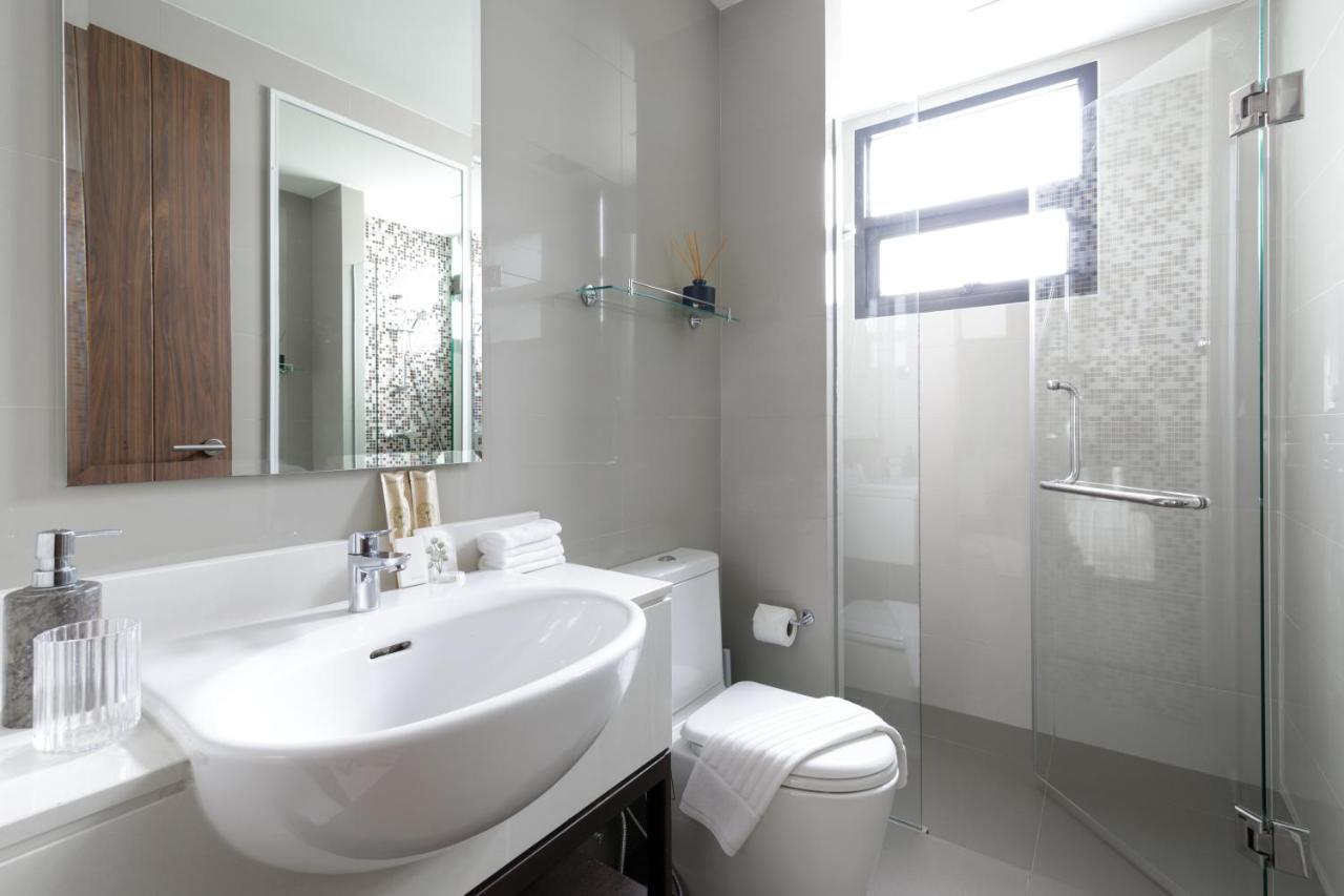 Modern With Pool Close To The - Lp #97 Villa Phuket
