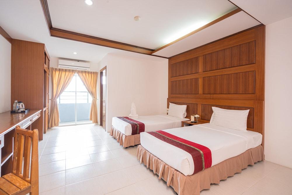 S.b.living Place 3* Phuket