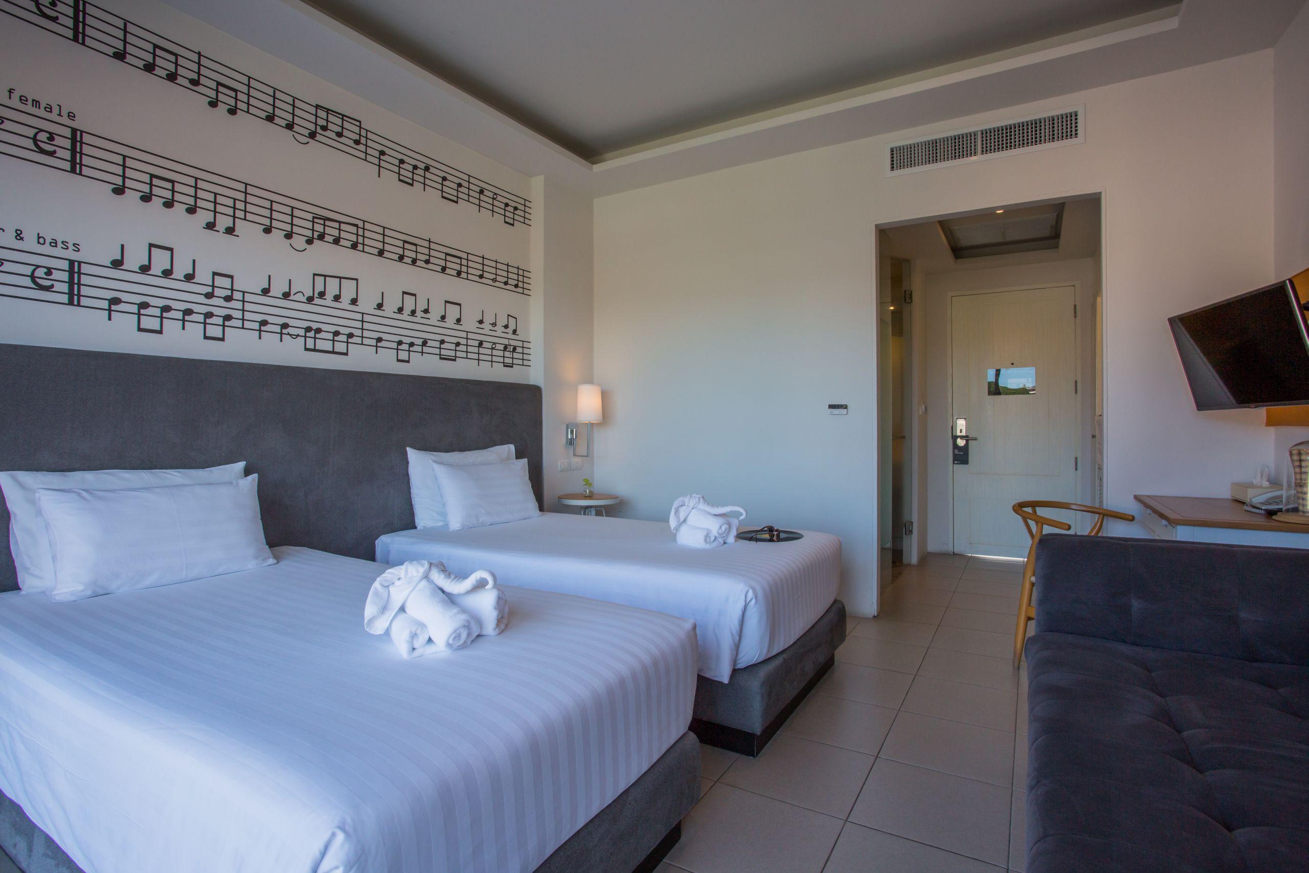 Hotel The Melody Phuket - Sha Extra