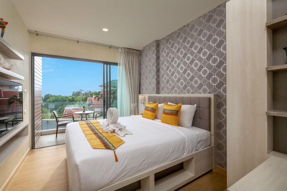 Sea View Resort 5*