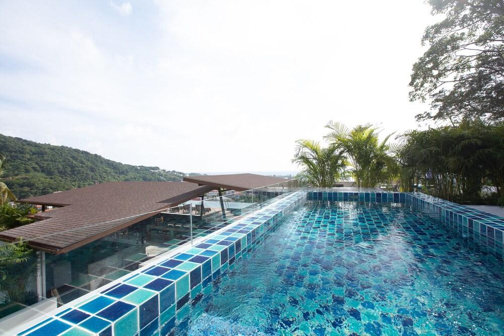 Sea View Resort
