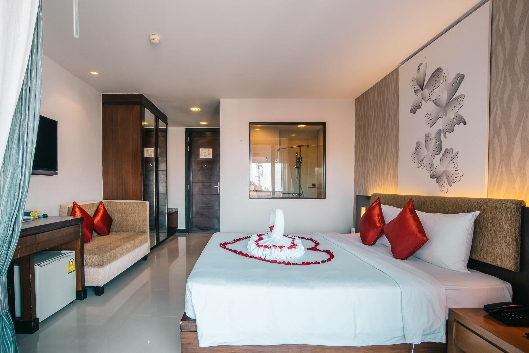 Hotel Citrus By Compass Hospitality 4*