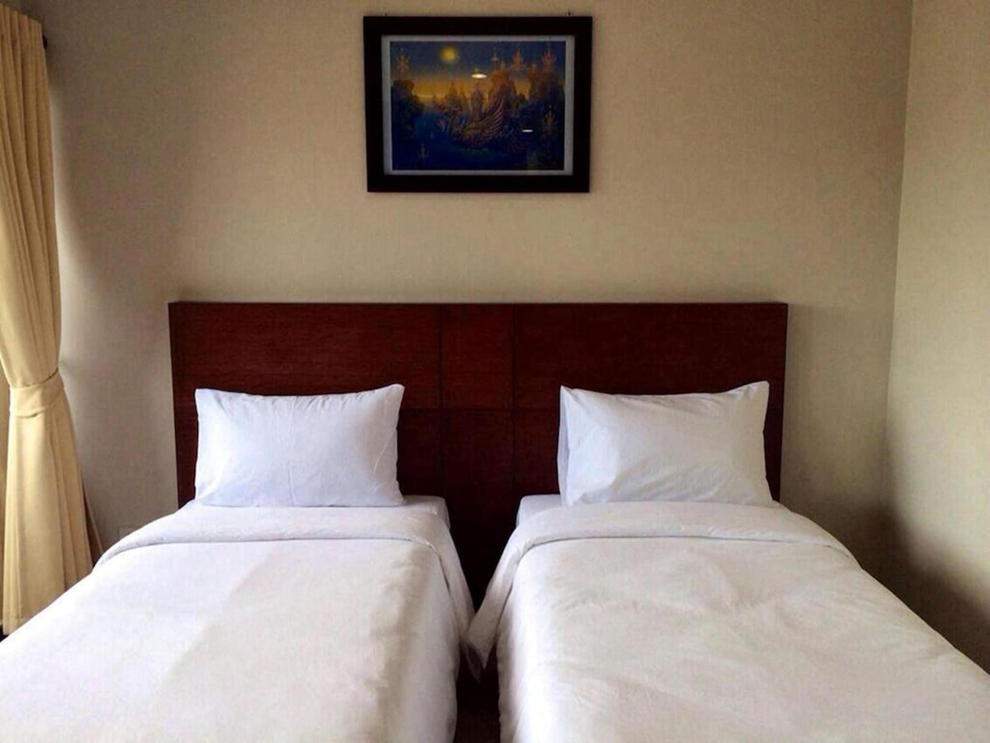 The Topaz Town 2* Phuket