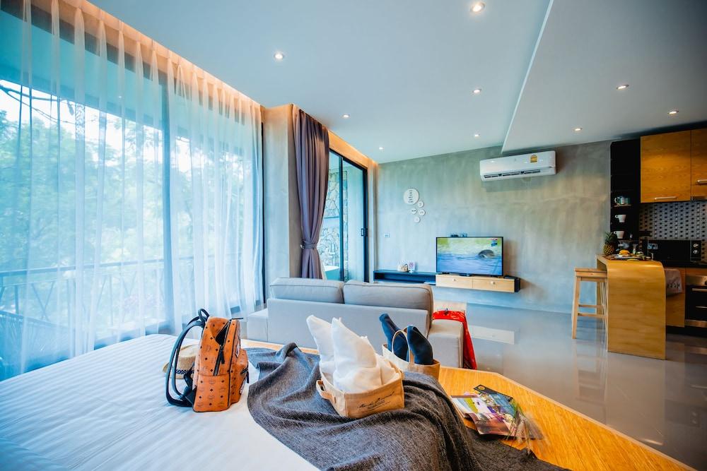The Woods Natural Park Phuket 4*