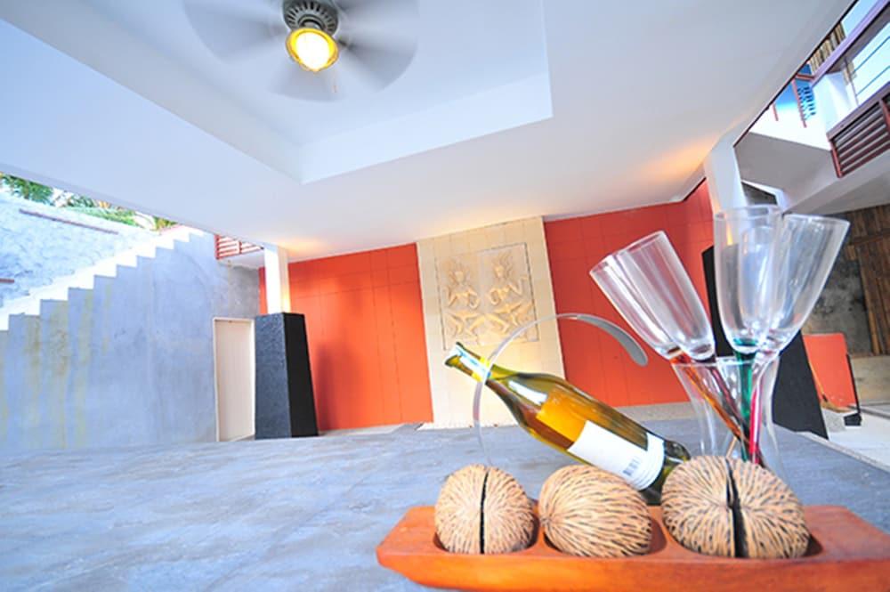 Surintra Boutique Praia de Surin