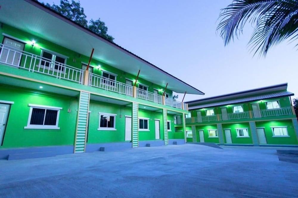 Vii House Phuket Holiday home