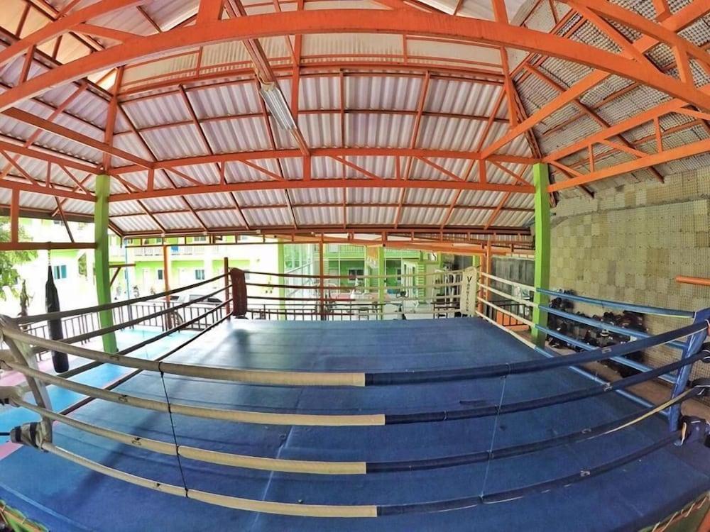 Vakantiehuis Vii House Phuket Rawai