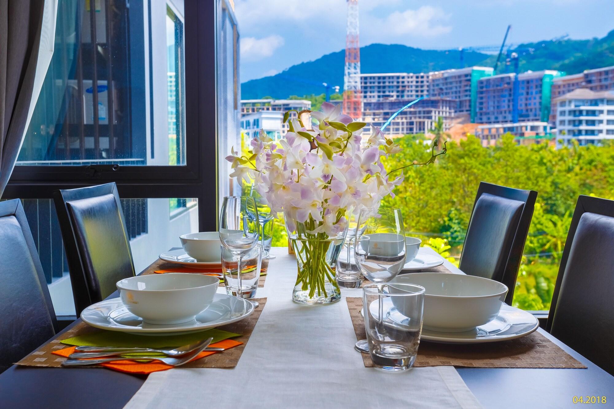 Aparthotel 6th Avenue 4*