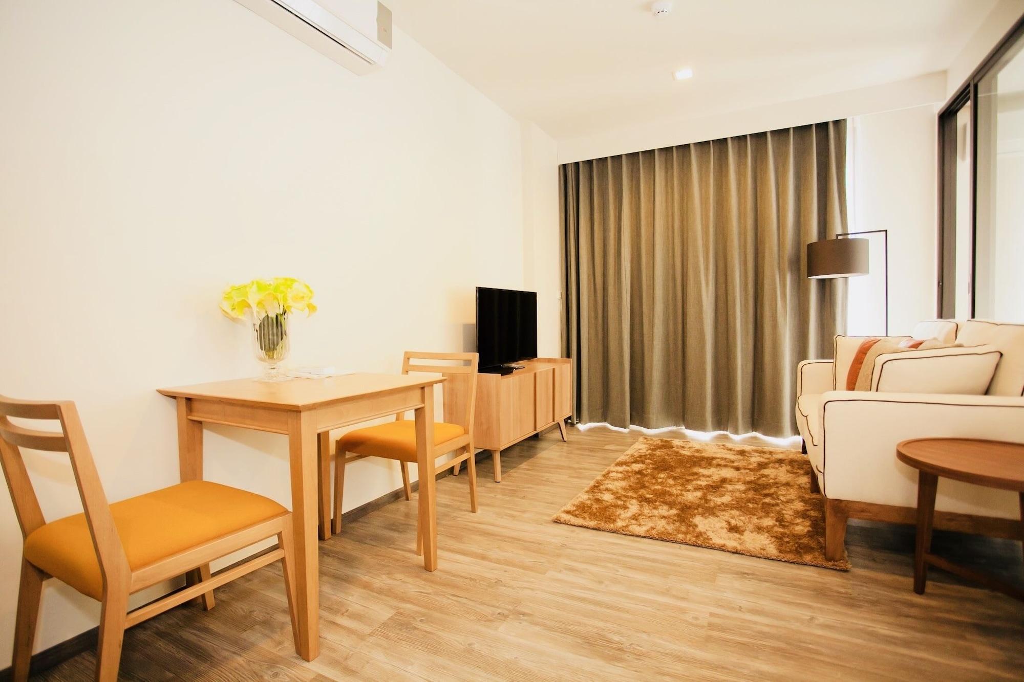 The Deck By Vip Apartment *