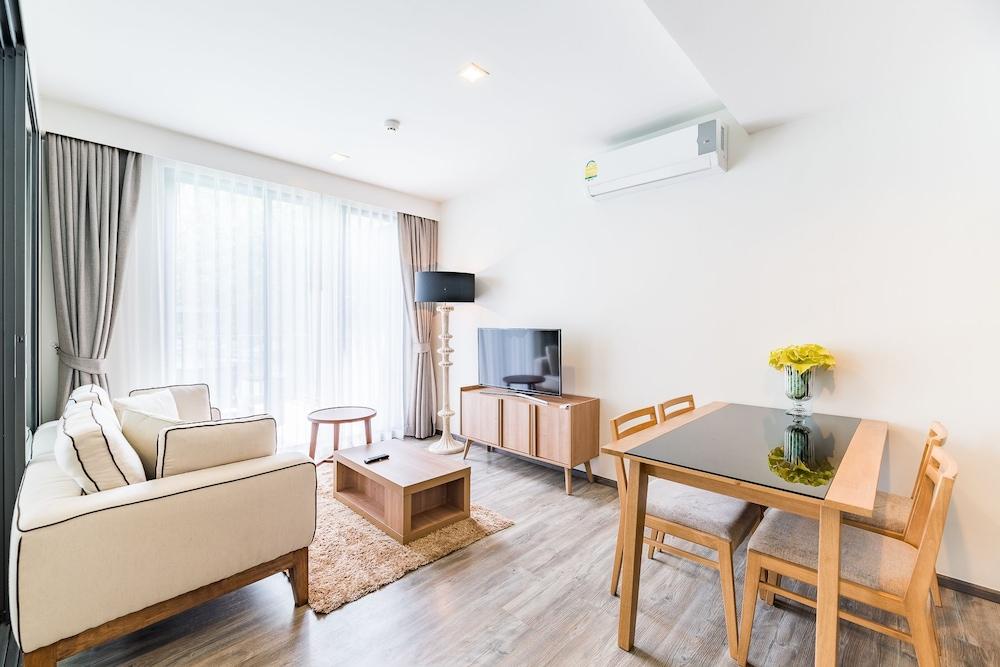 The Deck By Vip Apartment *