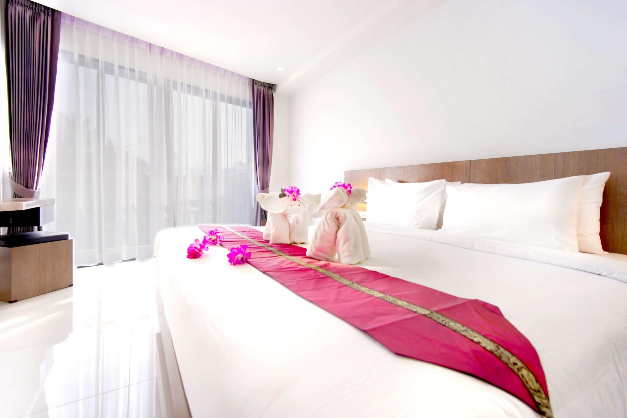 Phoenix Hotel 4*