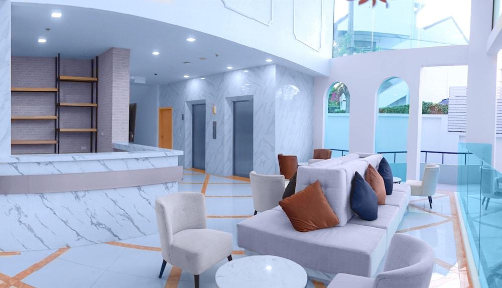 Hotel Phoenix 4*