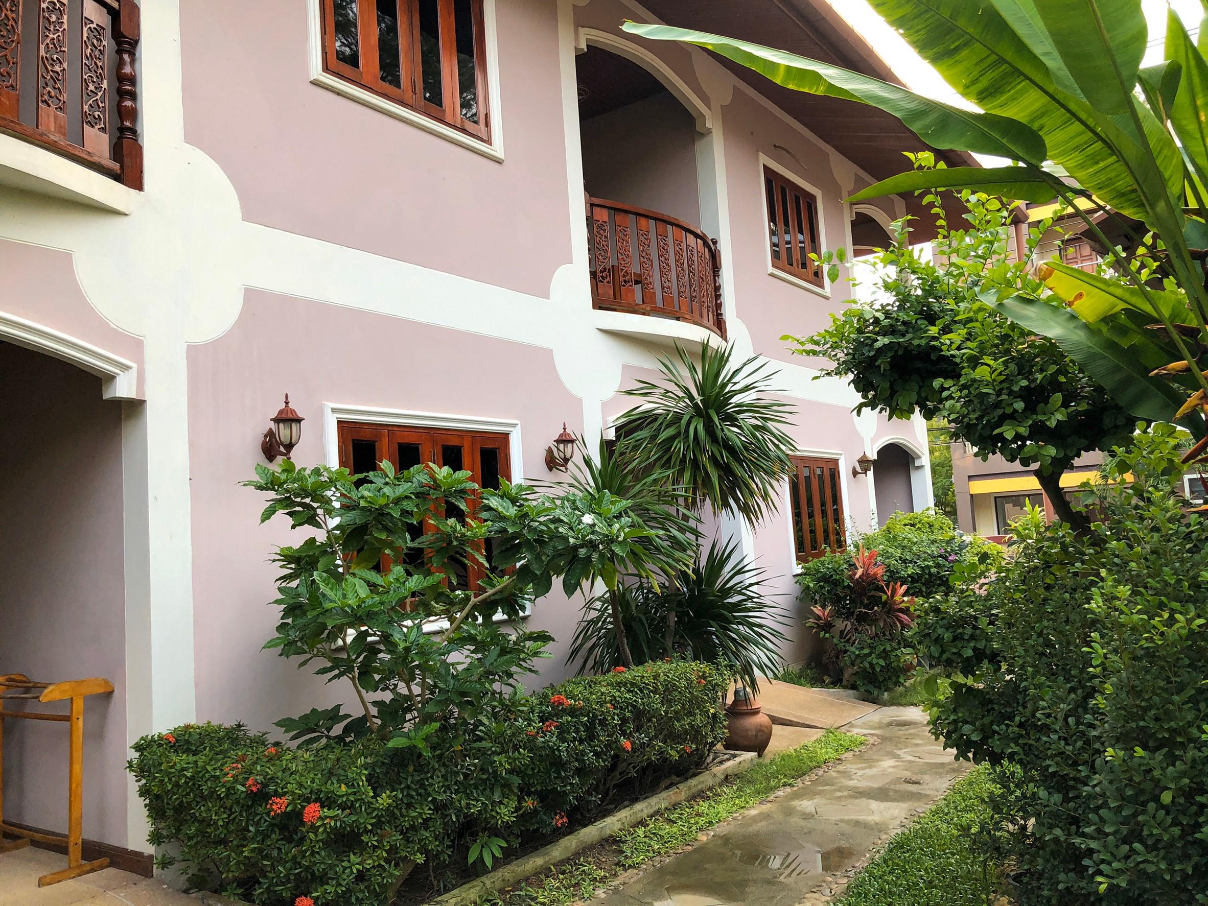 Hotel Ginis By Zuzu Kamala Beach