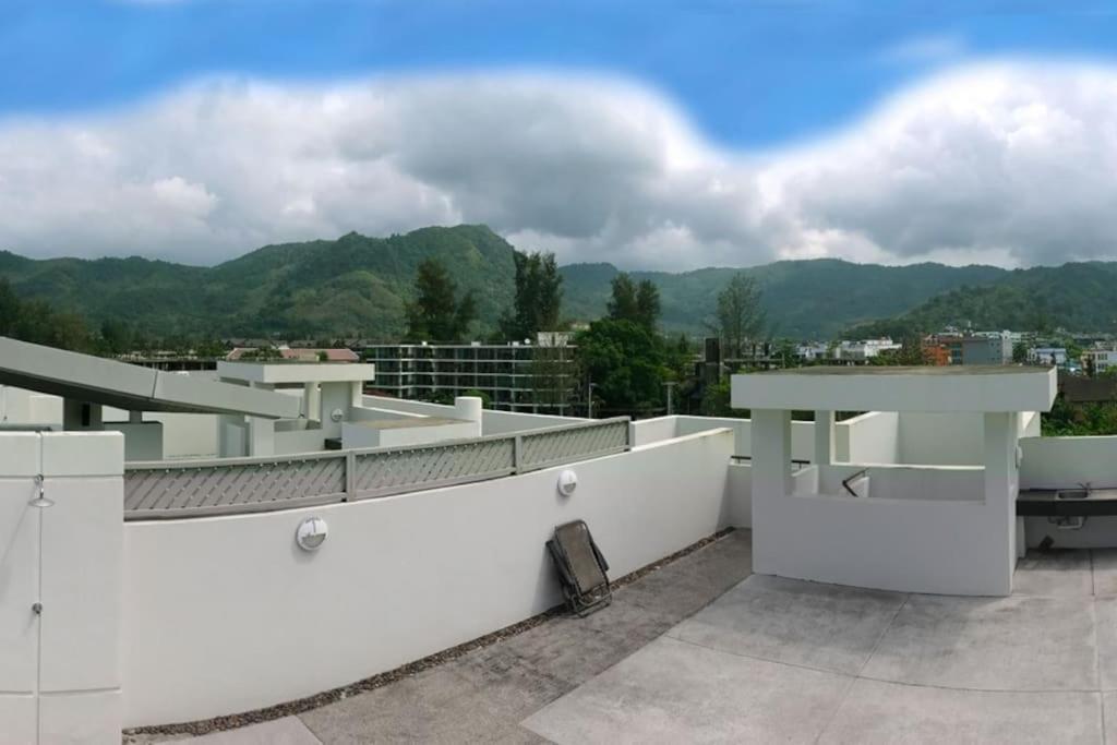 Luxurious 3br Penthouse Jacuzzi Seaview Apartment