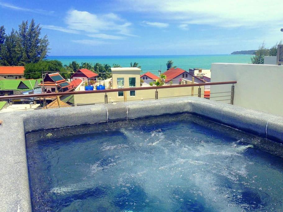 Apartment Luxurious 3br Penthouse Jacuzzi Seaview