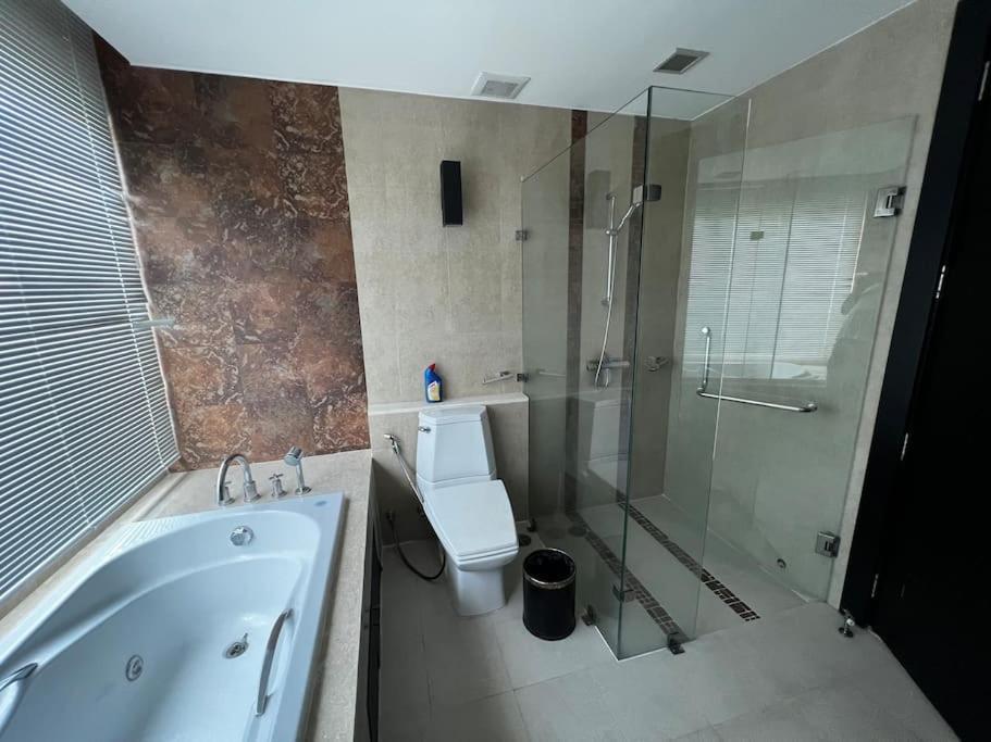 Luxurious 3br Penthouse Jacuzzi Seaview Apartment Kamala Beach