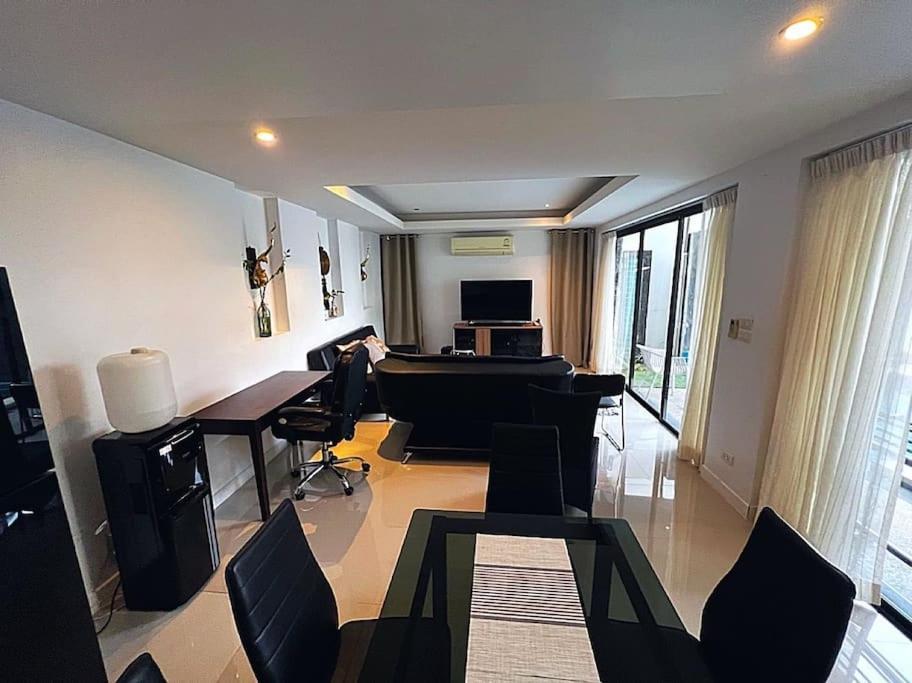 Exquisite 3br Private Pool Villa: Prime Location Villa