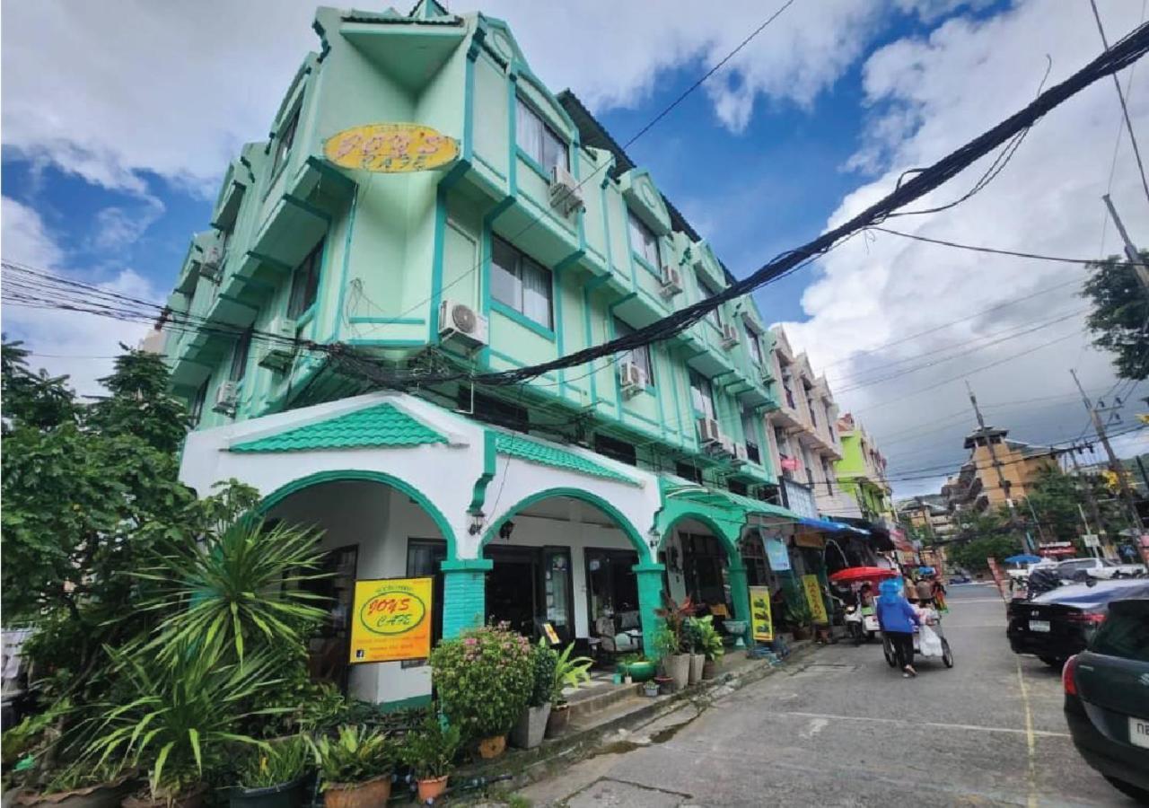 Joys Cafe & Patong