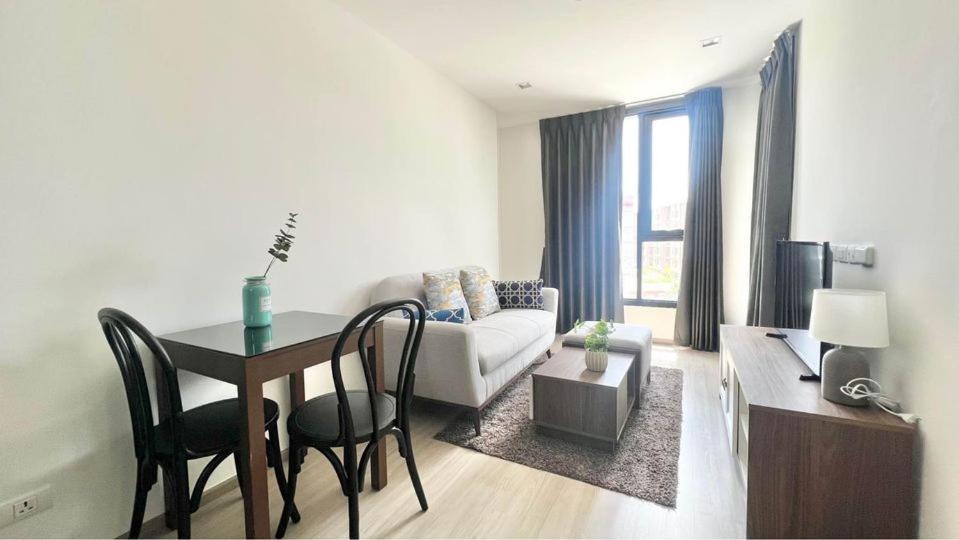 6 Floor - The Base Phuket Near Shopping Malls And Aquaria Phuket Apartment *