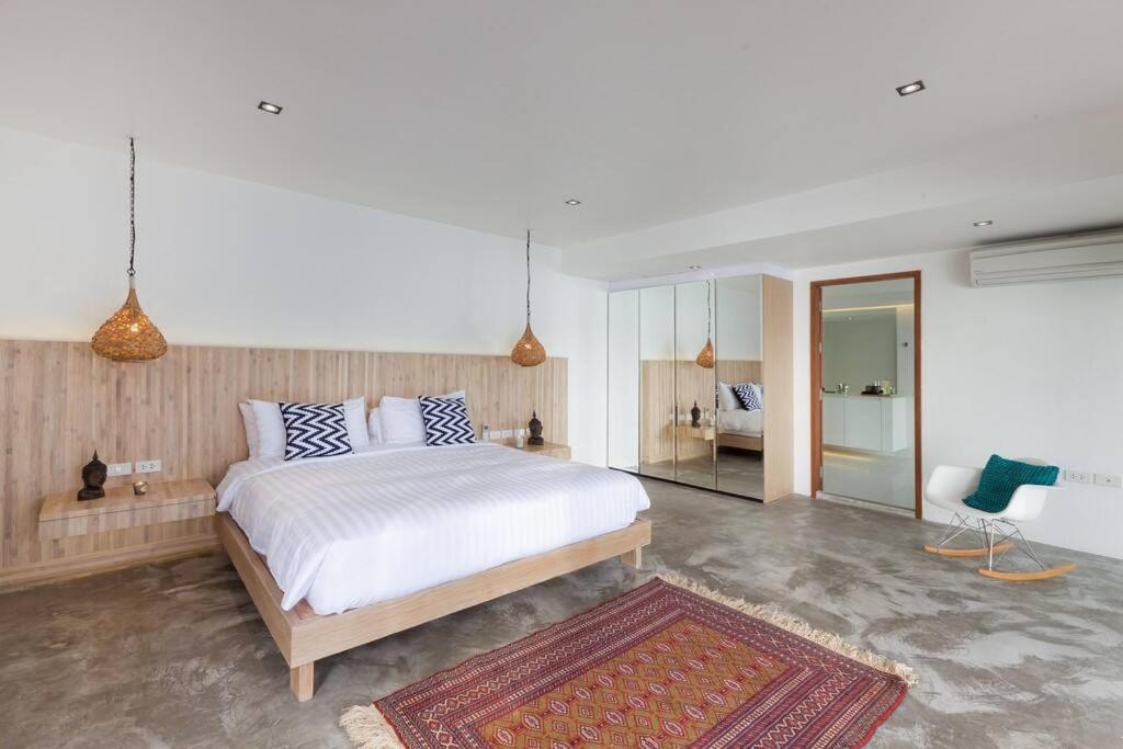 Nevaeh - Ocean Front Private Kamala Phuket