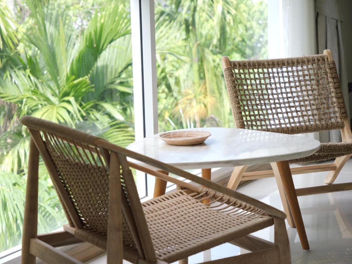 Karon & Sea View Pool Apartment