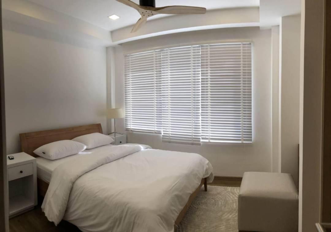 Apartment Hills Estate A102