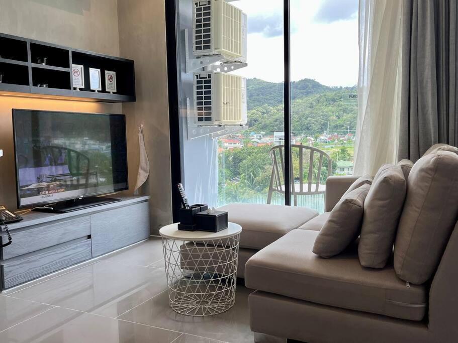 P73 Exclusive Junior Apartment