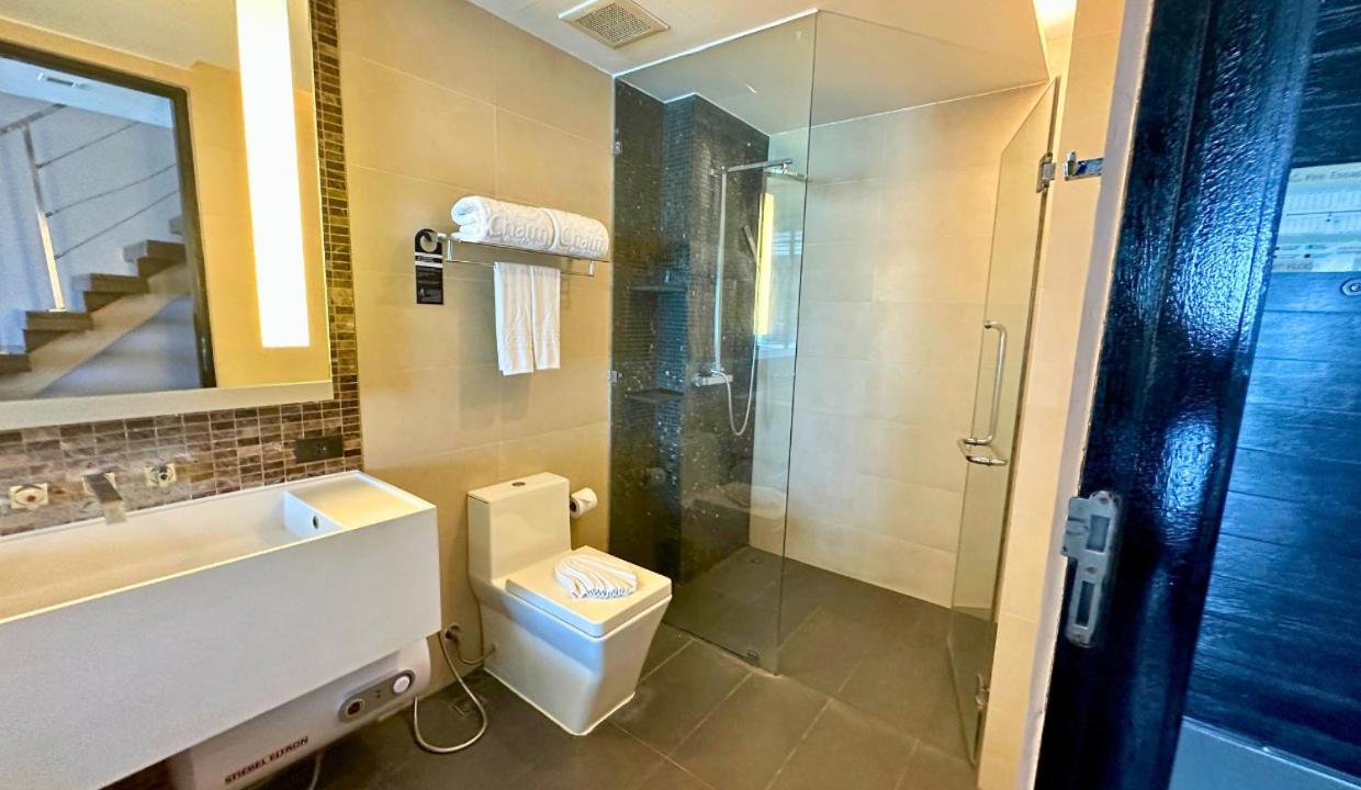 Seaview Duplex With Jacuzzi At The Charm *