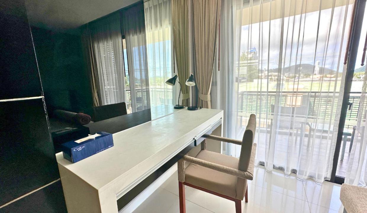 Seaview Duplex With Jacuzzi At The Charm Apartment