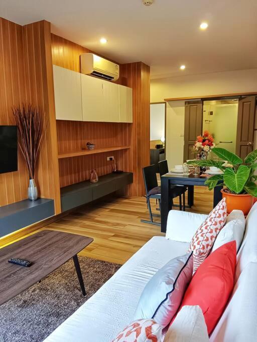 Hill Myna By Bcare - Two Bedrooms Apartment Phuket