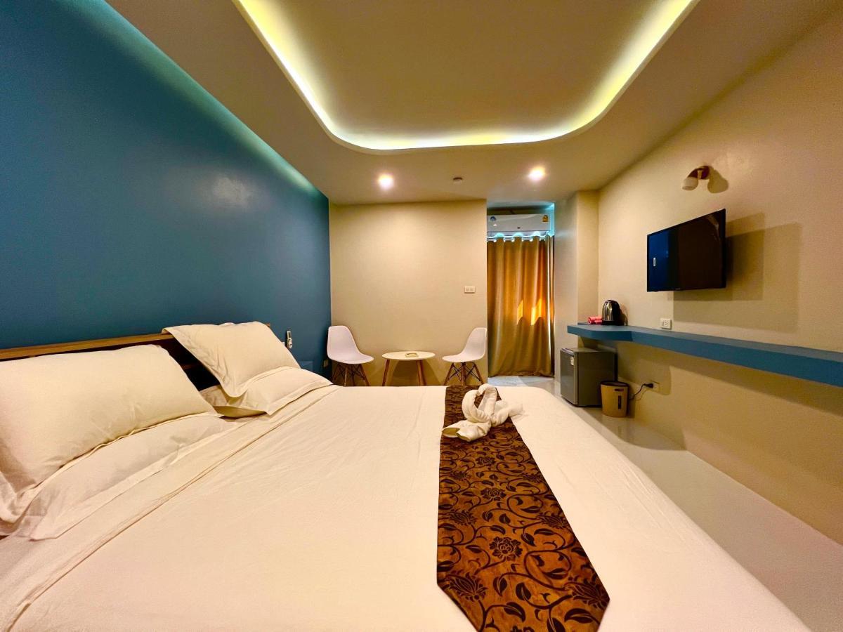 The Hotel 3*