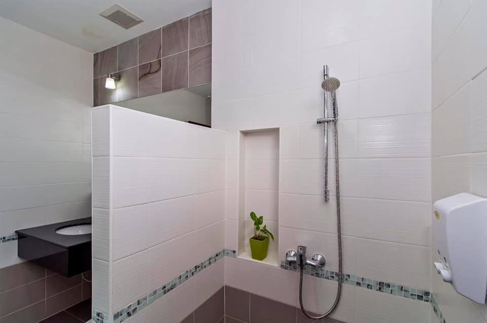 At Nai Harn 2 Bedroom Rawai