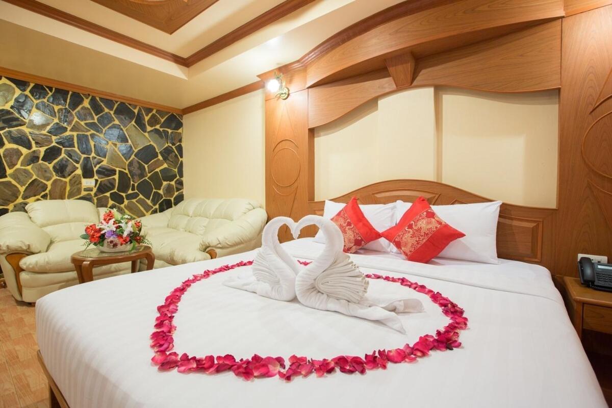 Tiger Complex By Eyg Hotel Patong
