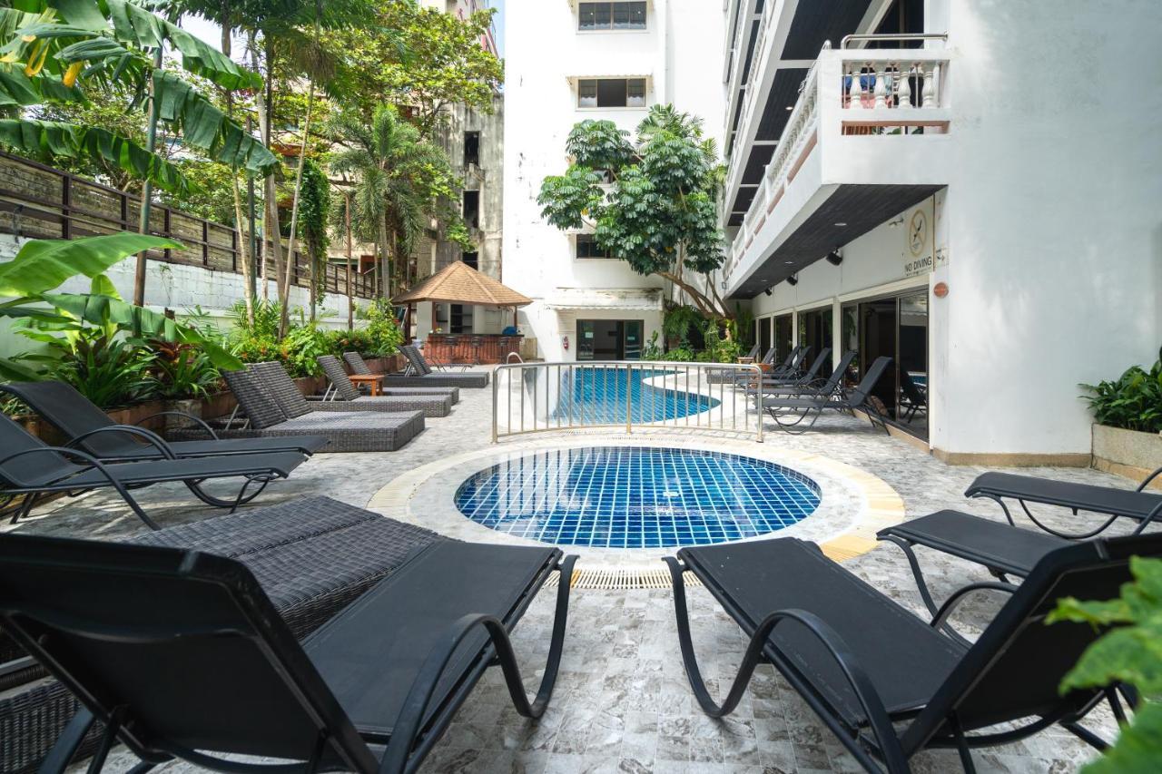 Hotel & 3*