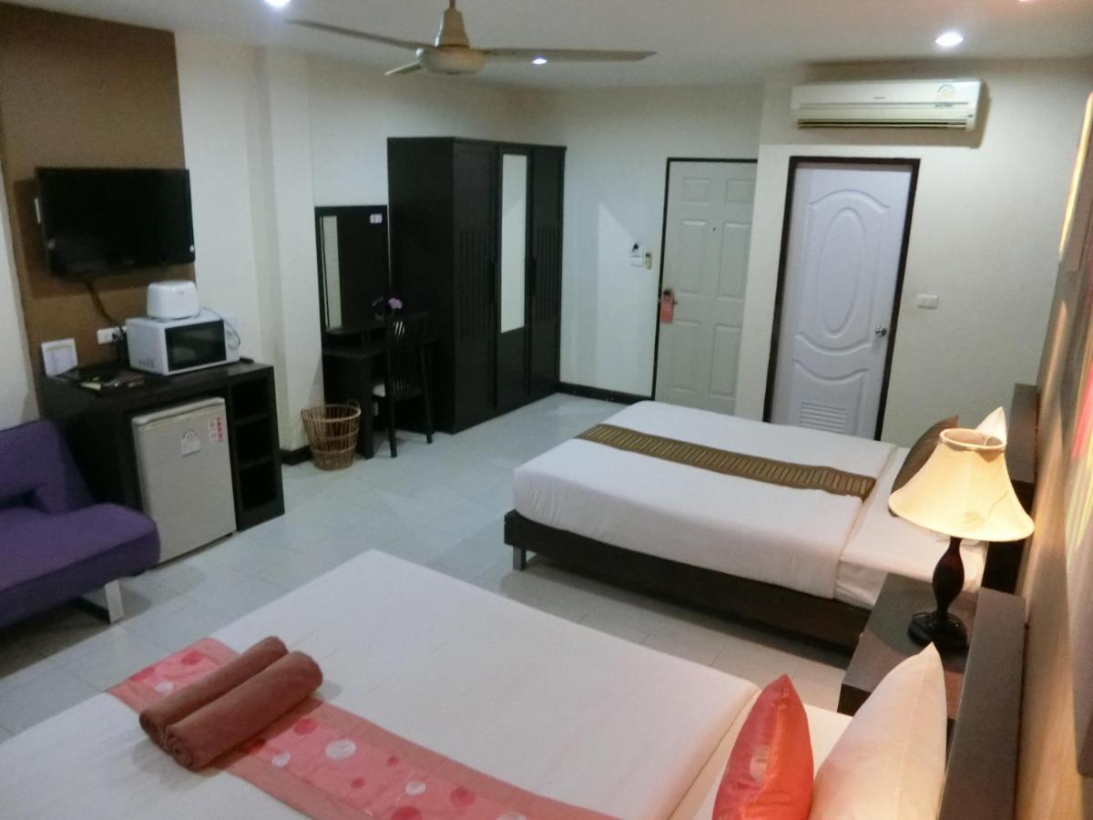 Sleep Easy Hostel Kata Beach (Phuket)