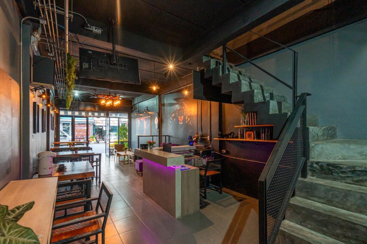 Albergue Black Panther Phuket