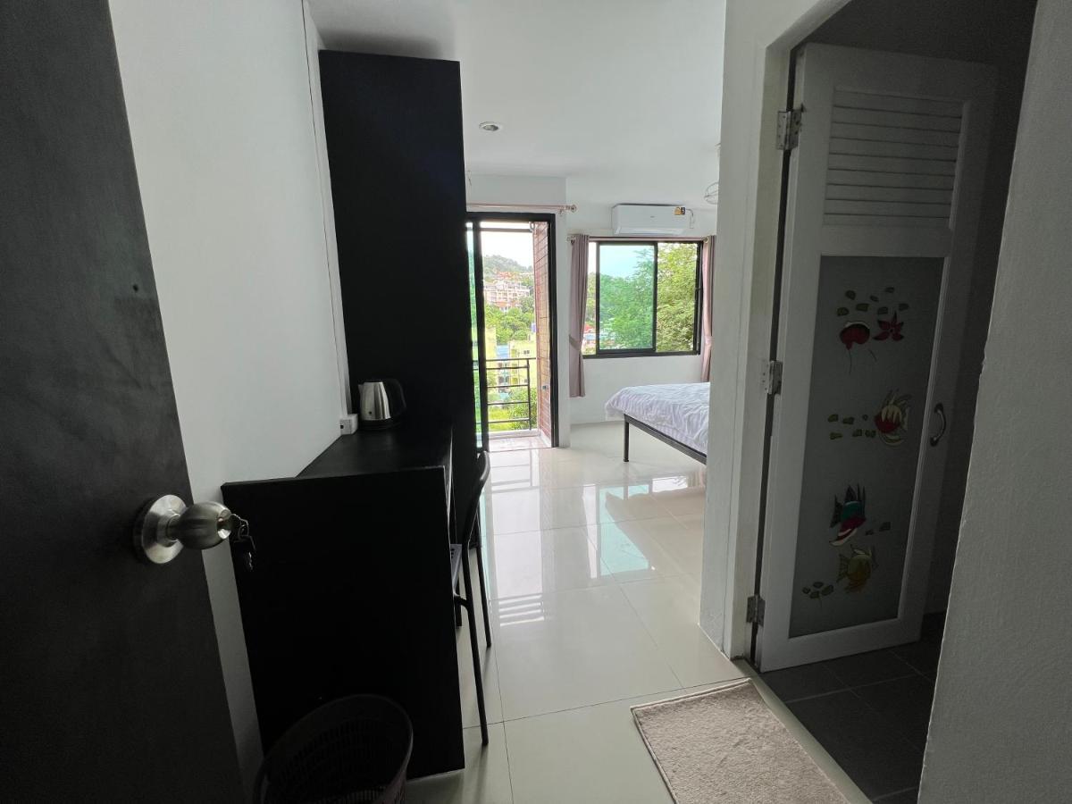 Aparthotel Easy Life 6 *