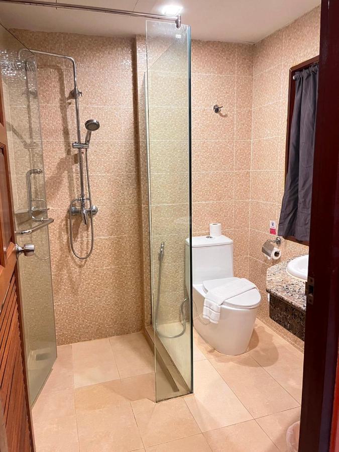 Hotel B Buri 3*