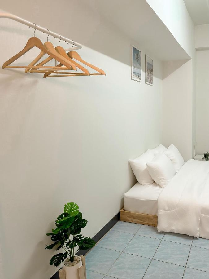 Hotel Montana & Phuket