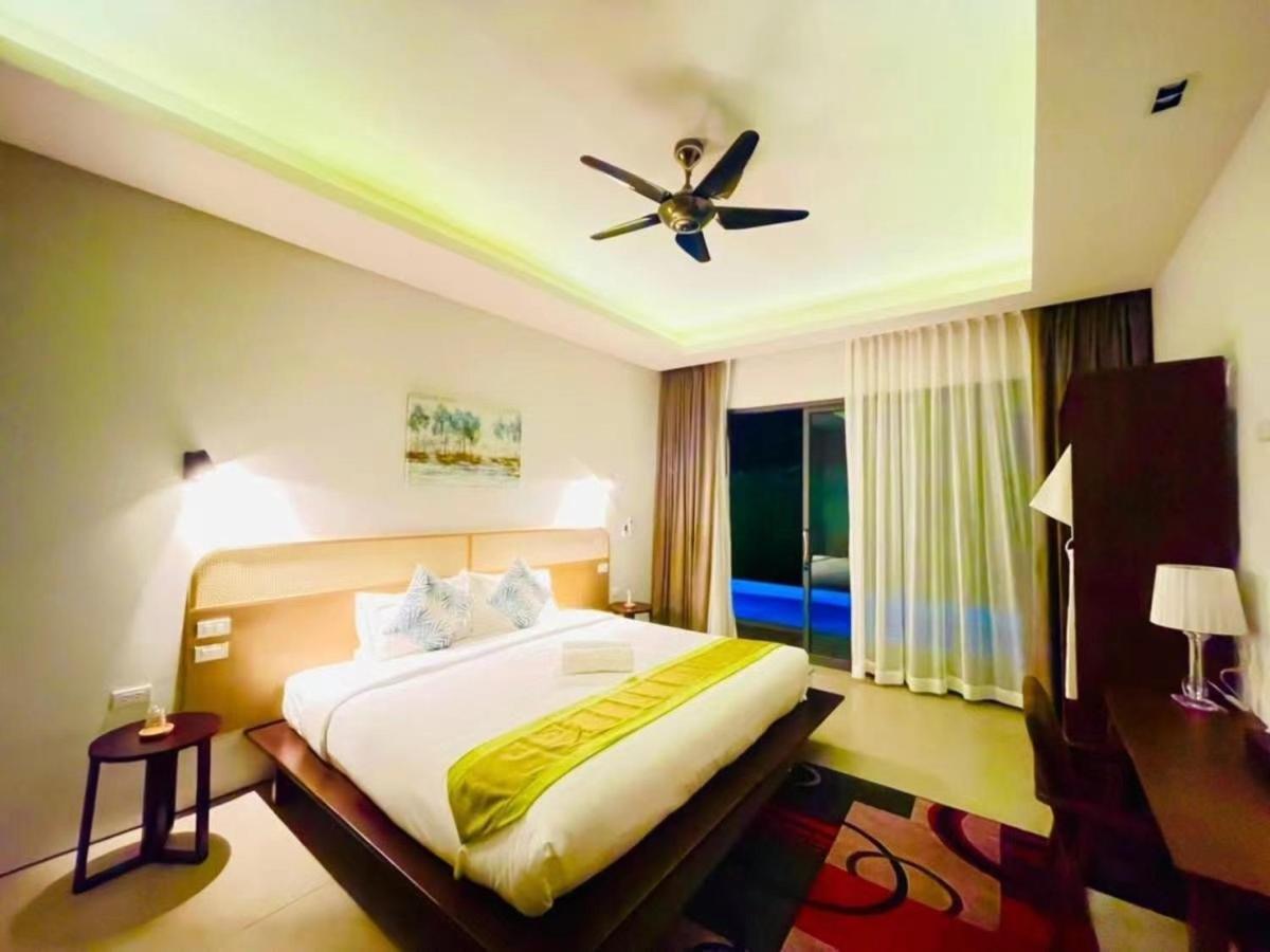 E Near Bangtao Beach ,普吉高端社区邦涛区度假村私人泳池别墅 Bang Tao Beach (Phuket)
