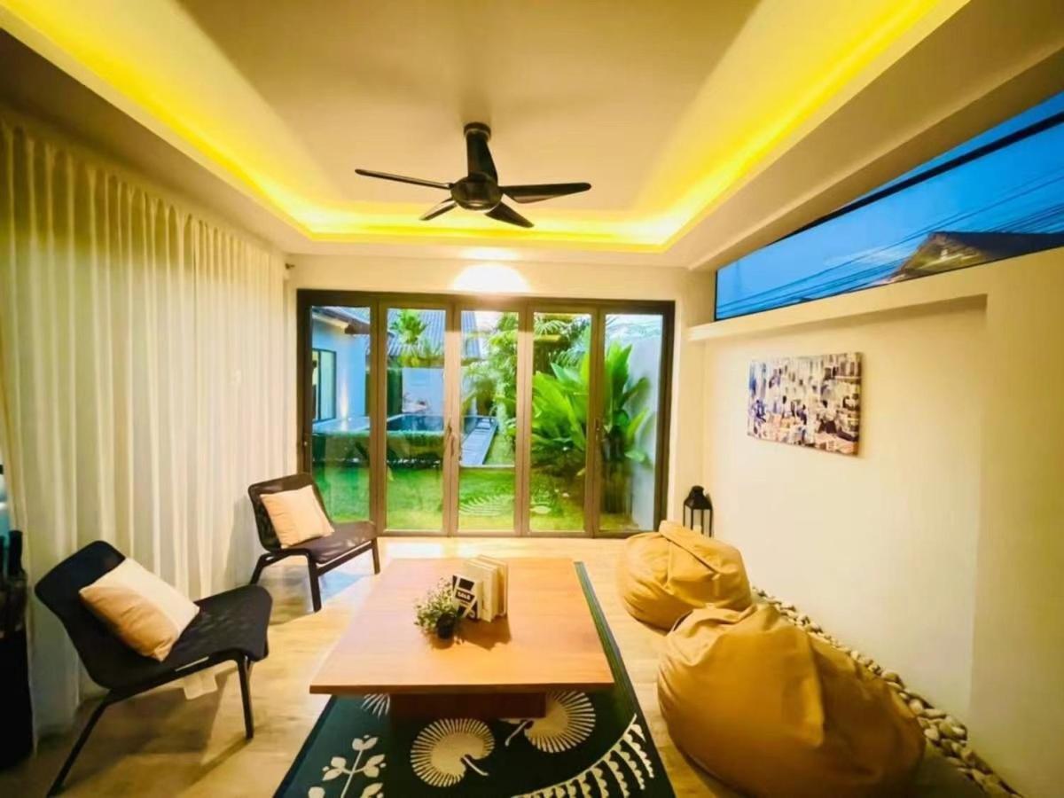 E Near Bangtao Beach ,普吉高端社区邦涛区度假村私人泳池别墅 Villa