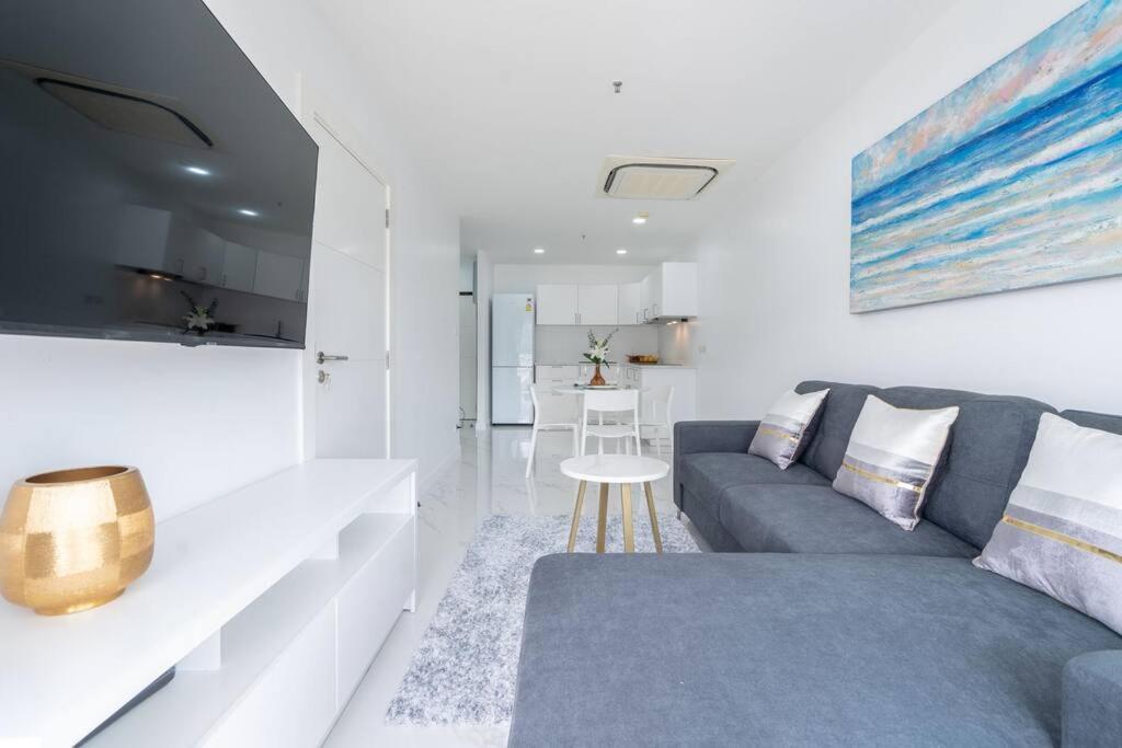 Apartment Tower Brand New 1-bedroom , Near Patong