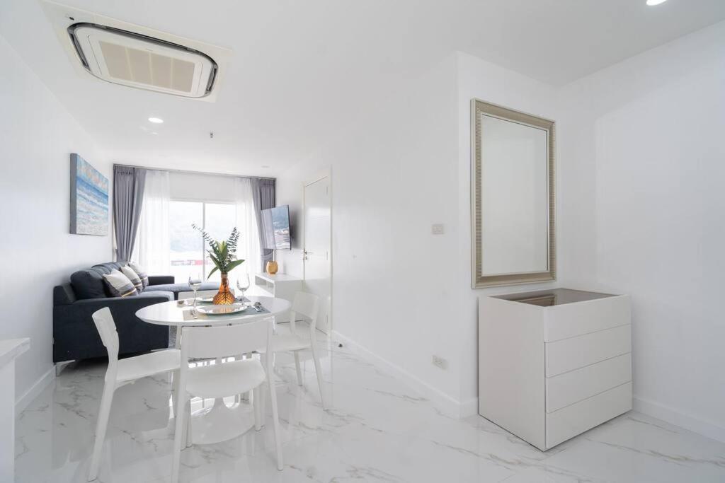Tower Brand New 1-bedroom , Near * Patong