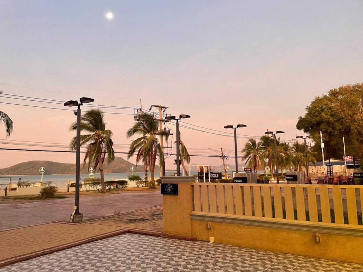 Panwa Side Beachfront 4* Phuket