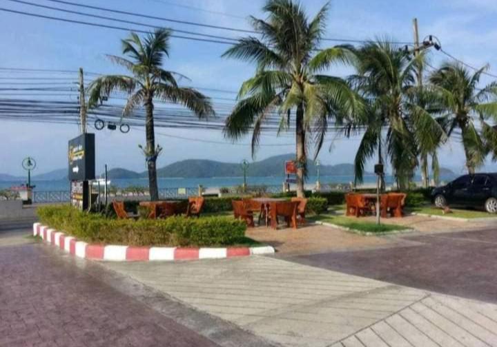 Panwa Side Beachfront