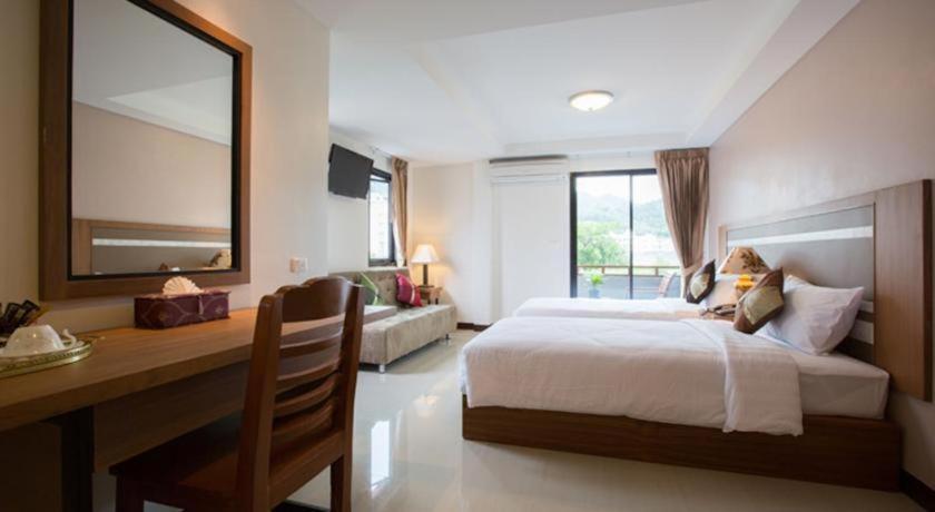 V Hotel