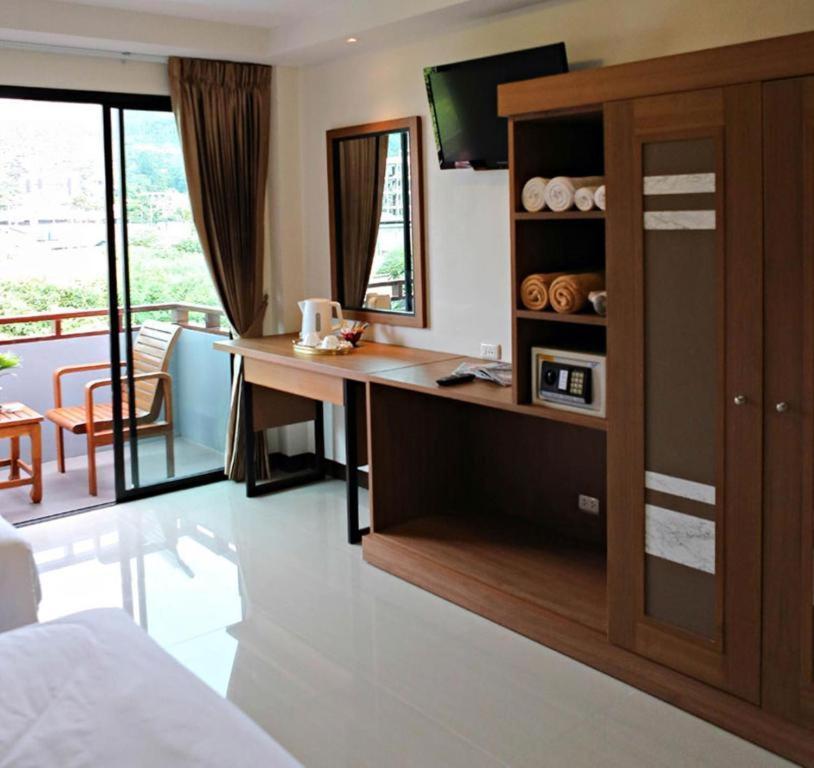 Hotel V