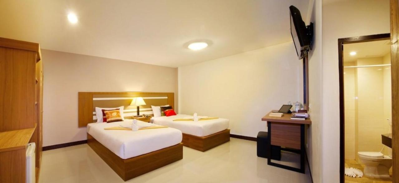 V Hotel Patong